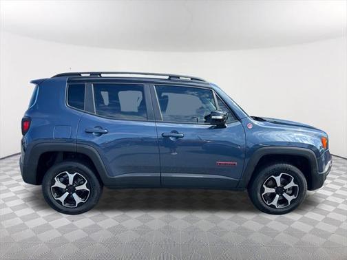 2022 Jeep Renegade Trailhawk