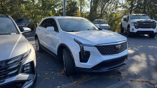2024 Cadillac XT4 Luxury