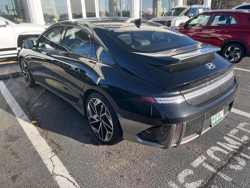 2025 Hyundai IONIQ 6 Limited