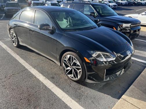 2025 Hyundai IONIQ 6 Limited