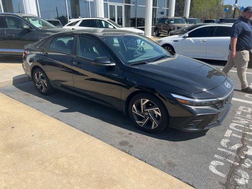 2025 Hyundai ELANTRA Sport