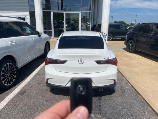 Platinum White Pearl 2022 Acura ILX Premium Package