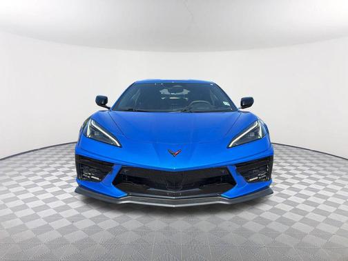 2025 Chevrolet Corvette Stingray w/2LT