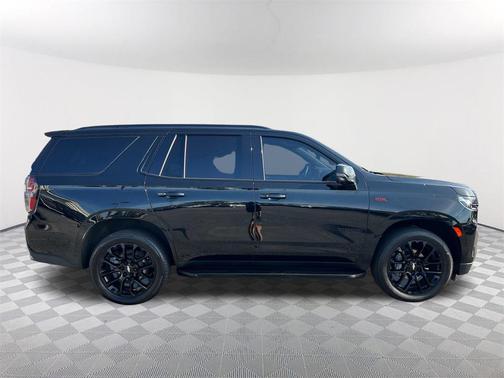2023 Chevrolet Tahoe 4WD RST