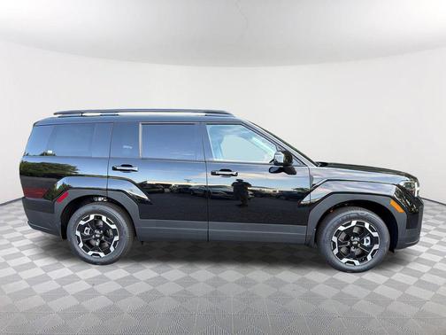Phantom Black 2027 Hyundai SANTA FE SEL 2.4