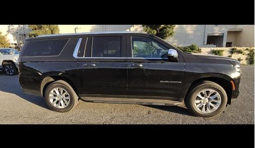 Black 2025 Chevrolet Suburban Premier