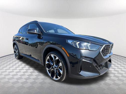 Black Sapphire Metallic 2025 BMW X2 xDrive28i