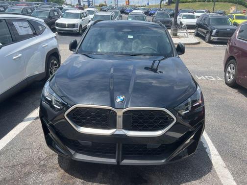 Black Sapphire Metallic 2025 BMW X2 xDrive28i