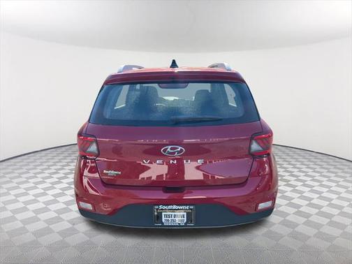 2022 Hyundai VENUE SEL
