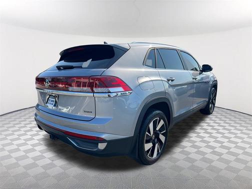 2024 Volkswagen Atlas Cross Sport 2.0T SE w/Technology 4MOTION