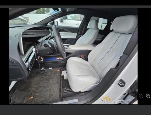 2024 Cadillac LYRIQ Luxury w/1SC