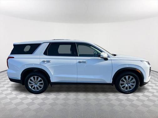 2025 Hyundai PALISADE SE