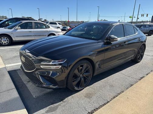 2023 Genesis G70 2.0T RWD