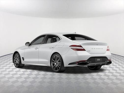 2026 Genesis G70 2.5T RWD