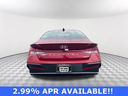 2025 Hyundai ELANTRA Limited