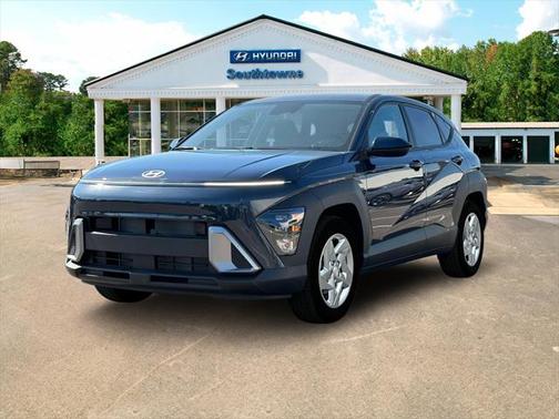 2025 Hyundai KONA SE