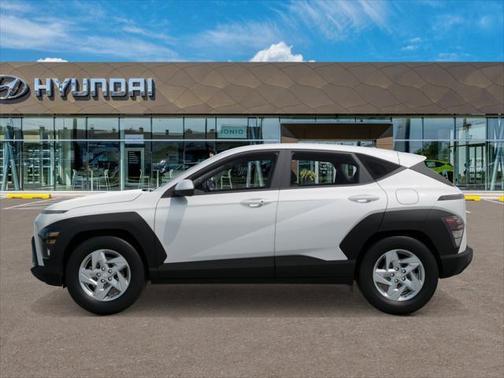 2025 Hyundai KONA SE