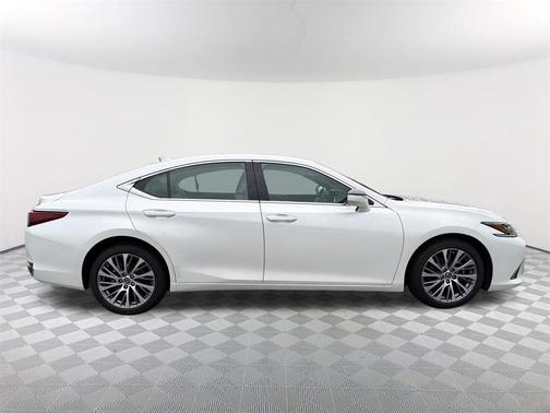 2021 Lexus ES 250 Base
