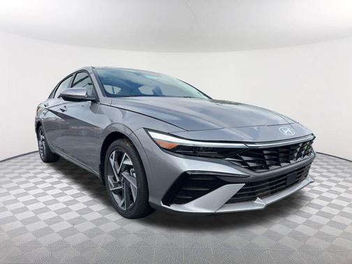 Fluid Metal 2025 Hyundai ELANTRA Limited