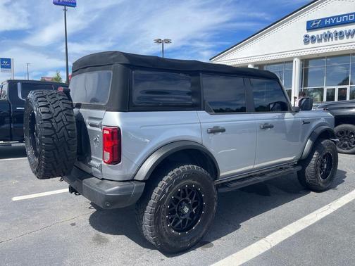 2022 Ford Bronco Black Diamond