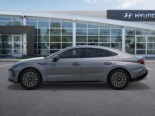 2025 Hyundai SONATA Hybrid SE