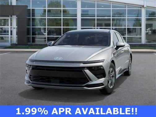 2025 Hyundai SONATA SE