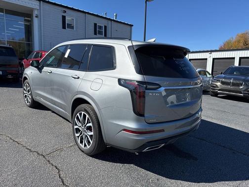 2024 Cadillac XT6 Sport AWD