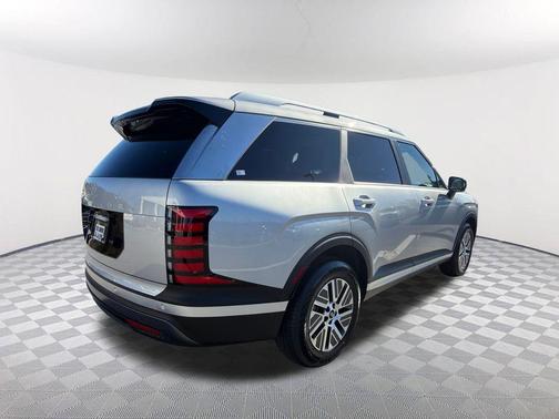 Typhoon Silver Metallic 2026 Hyundai Palisade Hybrid Blue SEL 7P