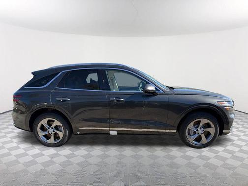 Makalu Gray 2026 Genesis GV70 2.5T