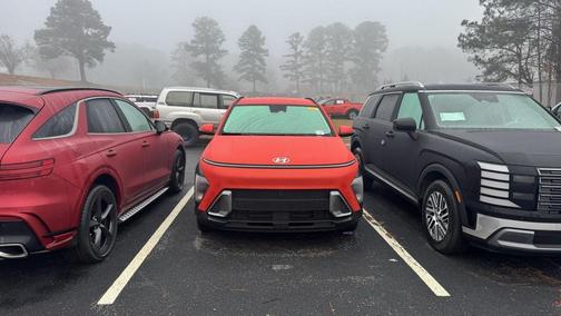 2025 Hyundai KONA SEL