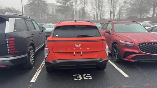 2025 Hyundai KONA SEL