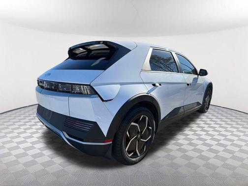 2022 Hyundai IONIQ 5 SE