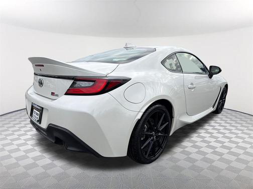 2024 Toyota GR86 Premium