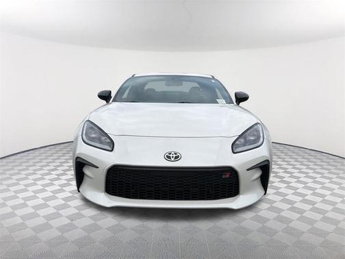 2024 Toyota GR86 Premium