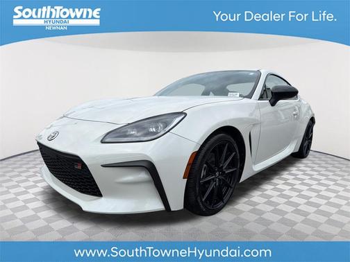 2024 Toyota GR86 Premium