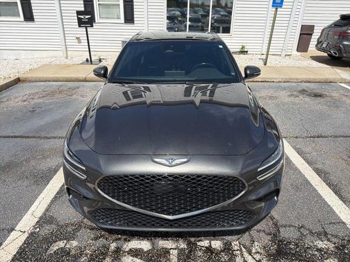 Makalu Gray 2023 Genesis G70 2.0T RWD