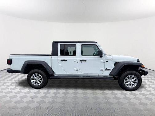 2020 Jeep Gladiator Sport S