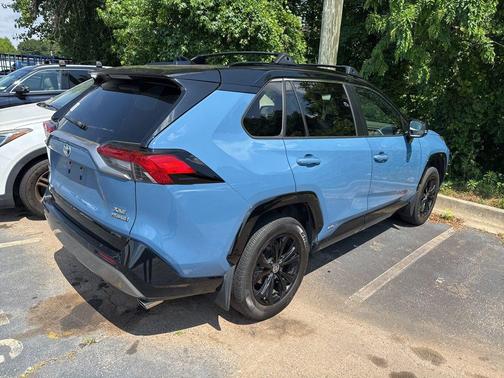 Midnight Black Metallic 2022 Toyota RAV4 Hybrid SE