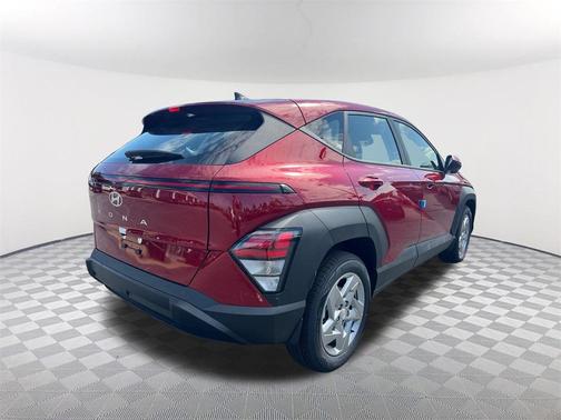 2025 Hyundai KONA SE
