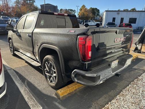 2022 GMC Sierra 1500 SLT