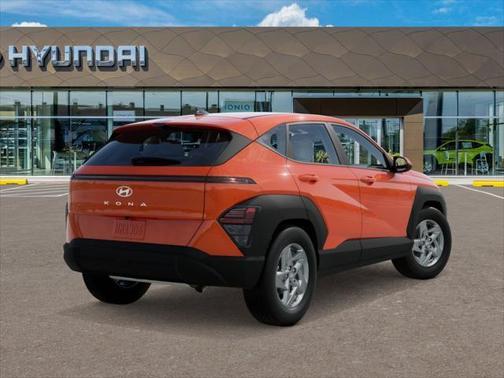 2026 Hyundai KONA SE