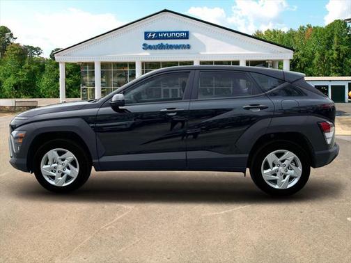 2025 Hyundai KONA SE