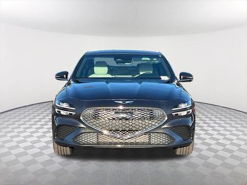 2025 Genesis G70 2.5T RWD