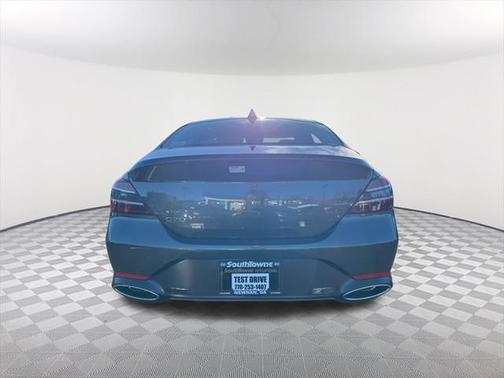 2025 Genesis G70 2.5T RWD