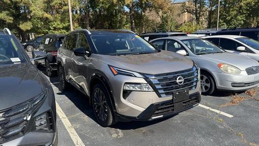 2025 Nissan Rogue Platinum