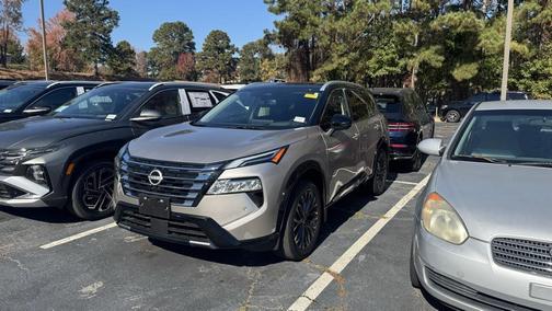 2025 Nissan Rogue Platinum