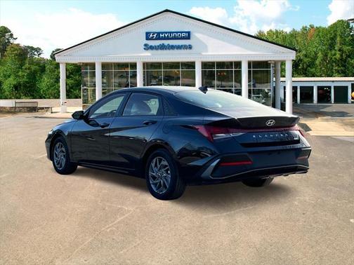 2025 Hyundai ELANTRA HEV Blue