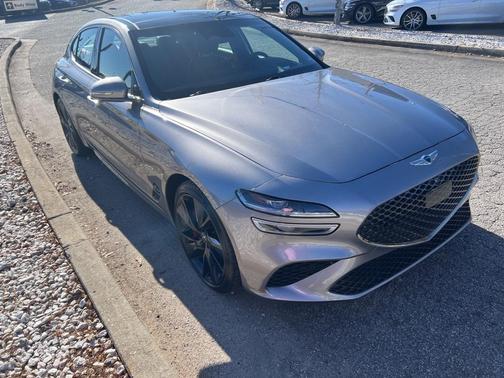 2023 Genesis G70 3.3T RWD