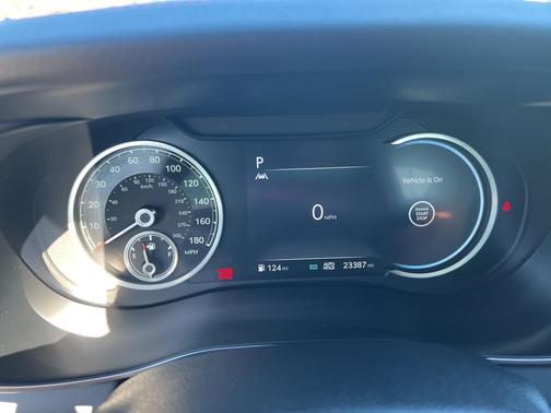 2023 Genesis G70 3.3T RWD