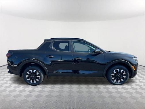 2025 Hyundai SANTA CRUZ SEL Activity